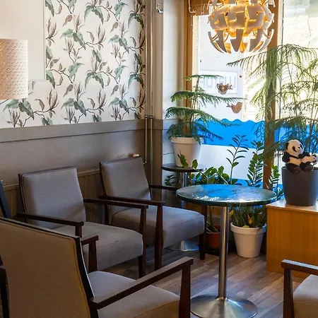 Motel Huoneistohotelli Tarjanne 2*