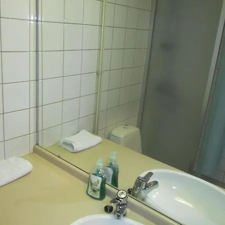 Motel Huoneistohotelli Tarjanne 2*